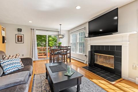 4 Carriage Ln, Maynard, MA 01754 photo 5