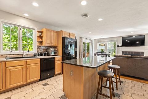 4 Carriage Ln, Maynard, MA 01754 photo 13