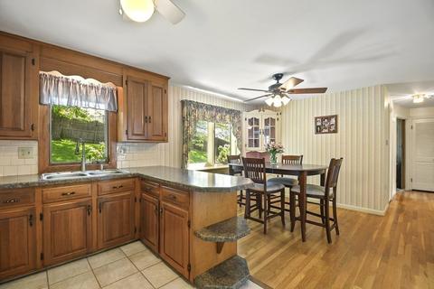 32 Ridgewood Rd, Worcester, MA 01606 photo 6