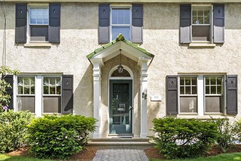 22 Dudley St, Reading, MA 01867 photo 3