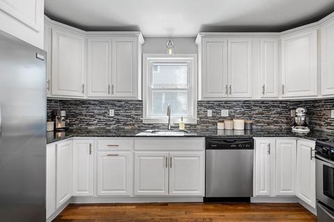 16 Curtis St, Marblehead, MA 01945 photo 6
