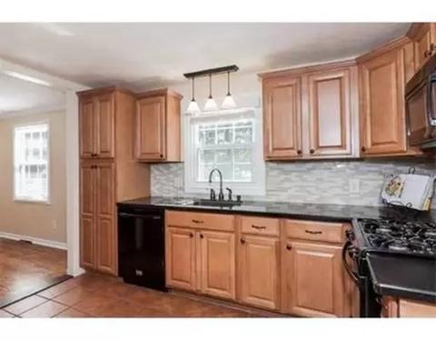 70 Labelle Dr, Springfield, MA 01129 photo 12