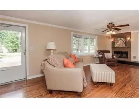70 Labelle Dr, Springfield, MA 01129 photo 5