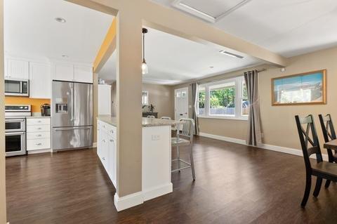 13 Cherry Rd, Beverly, MA 01915 photo 5