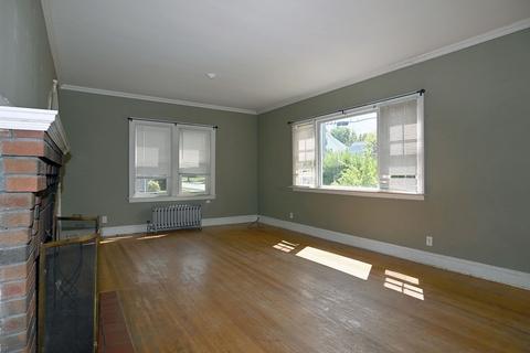 36 Eunice Ave, Worcester, MA 01606 photo 4