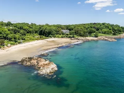 573 Hale St, Beverly, MA 01915