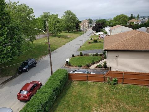 486 Warren St, Fall River, MA 02721 photo 6