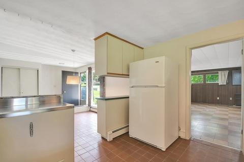 69 Eaton Rd, Framingham, MA 01701 photo 14