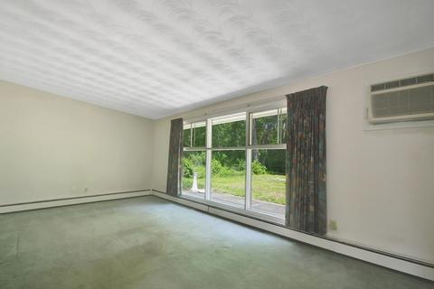 69 Eaton Rd, Framingham, MA 01701 photo 5
