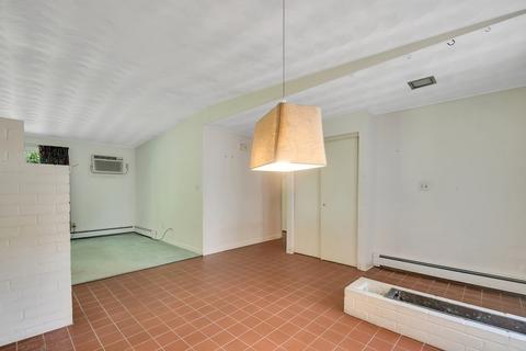 69 Eaton Rd, Framingham, MA 01701 photo 9