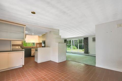 69 Eaton Rd, Framingham, MA 01701 photo 8