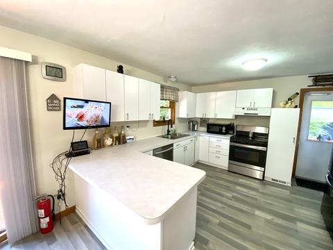 8 Lyndale Ave, Webster, MA 01570 photo 15
