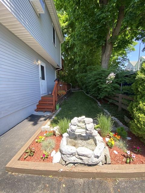 8 Lyndale Ave, Webster, MA 01570 photo 6