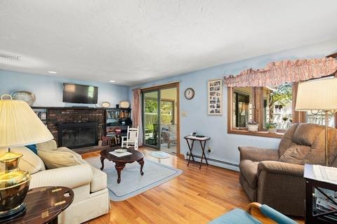 23 Indian Path, Dedham, MA 02026 photo 4