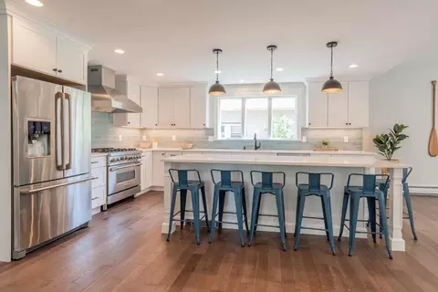 8 Sayward St, Gloucester, MA 01930 photo 8