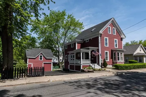 8 Sayward St, Gloucester, MA 01930 photo 1