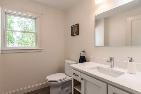 8 Sayward St, Gloucester, MA 01930 photo 16