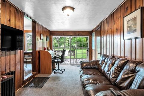 120 Parkerview St, Springfield, MA 01129 photo 10