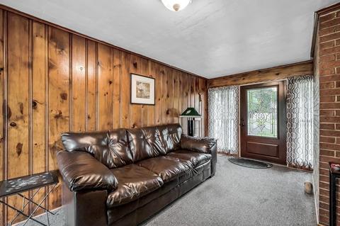 120 Parkerview St, Springfield, MA 01129 photo 8