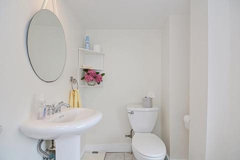 23 Barnard St, Marblehead, MA 01945 photo 7