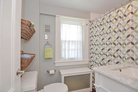 23 Barnard St, Marblehead, MA 01945 photo 20