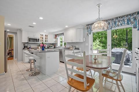 8 Currier Rd, Middleton, MA 01949 photo 14