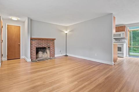 5 Thomas St, Walpole, MA 02081 photo 12