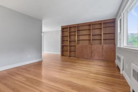 5 Thomas St, Walpole, MA 02081 photo 7