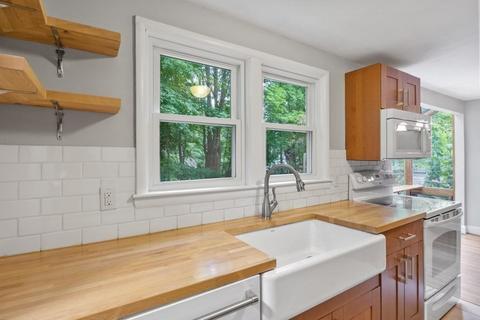 5 Thomas St, Walpole, MA 02081 photo 17