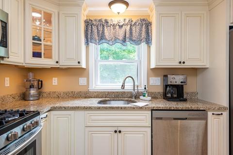 146 Willow St, Reading, MA 01867 photo 18