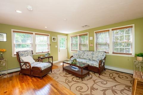 146 Willow St, Reading, MA 01867 photo 5