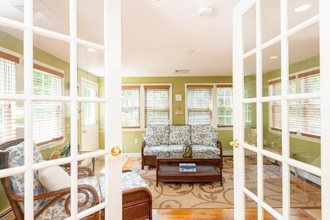 146 Willow St, Reading, MA 01867 photo 7