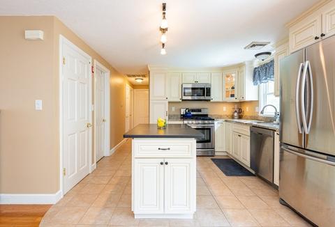 146 Willow St, Reading, MA 01867 photo 16