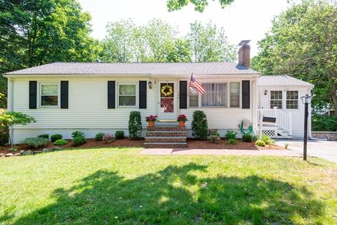 146 Willow St, Reading, MA 01867 photo 1
