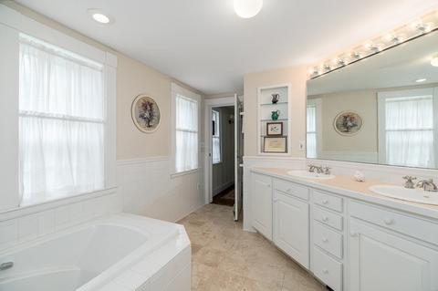 152 Leonard St, Gloucester, MA 01930 photo 17