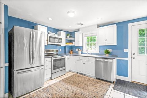 210 Lowell St, Reading, MA 01867 photo 6