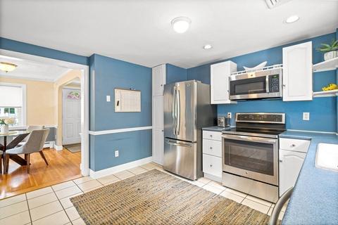 210 Lowell St, Reading, MA 01867 photo 8