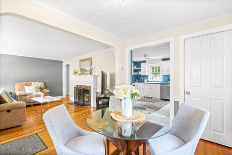 210 Lowell St, Reading, MA 01867 photo 10