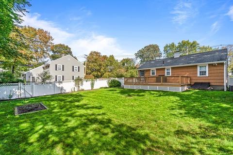 210 Lowell St, Reading, MA 01867 photo 4