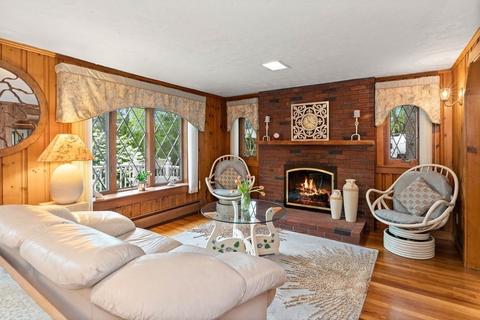 341 Locust St, Danvers, MA 01923 photo 9