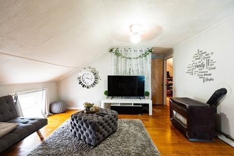 306 Division St, Fall River, MA 02721 photo 20