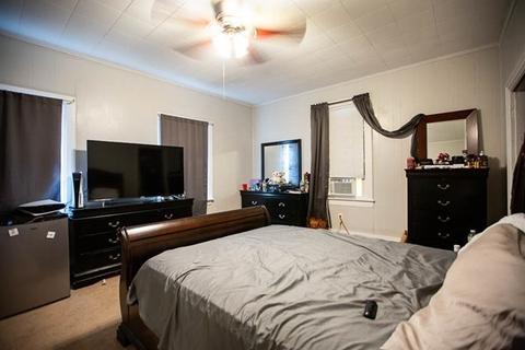 306 Division St, Fall River, MA 02721 photo 9