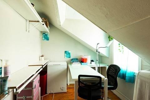 306 Division St, Fall River, MA 02721 photo 22