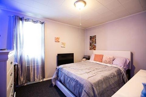 306 Division St, Fall River, MA 02721 photo 17