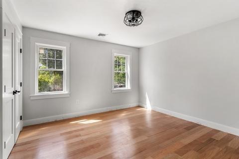 22 Barnstable St, Hull, MA 02045 photo 14