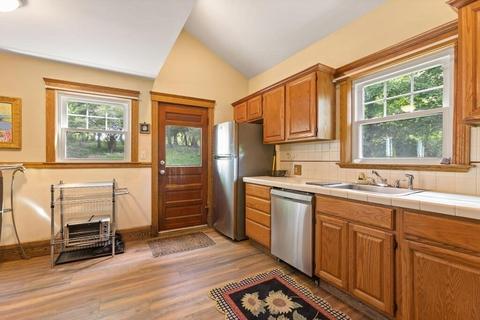 18 Shawmut Ave, Danvers, MA 01923 photo 8