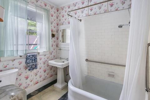 5 Fenimore Rd, Worcester, MA 01609 photo 21