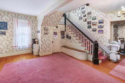 5 Fenimore Rd, Worcester, MA 01609 photo 9