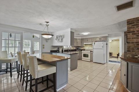 410 Wheelwright Rd, Barre, MA 01005 photo 5
