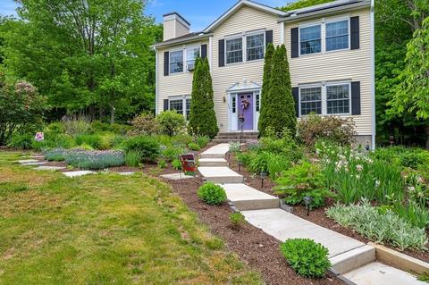 444 Loring Rd, Barre, MA 01005 photo 1